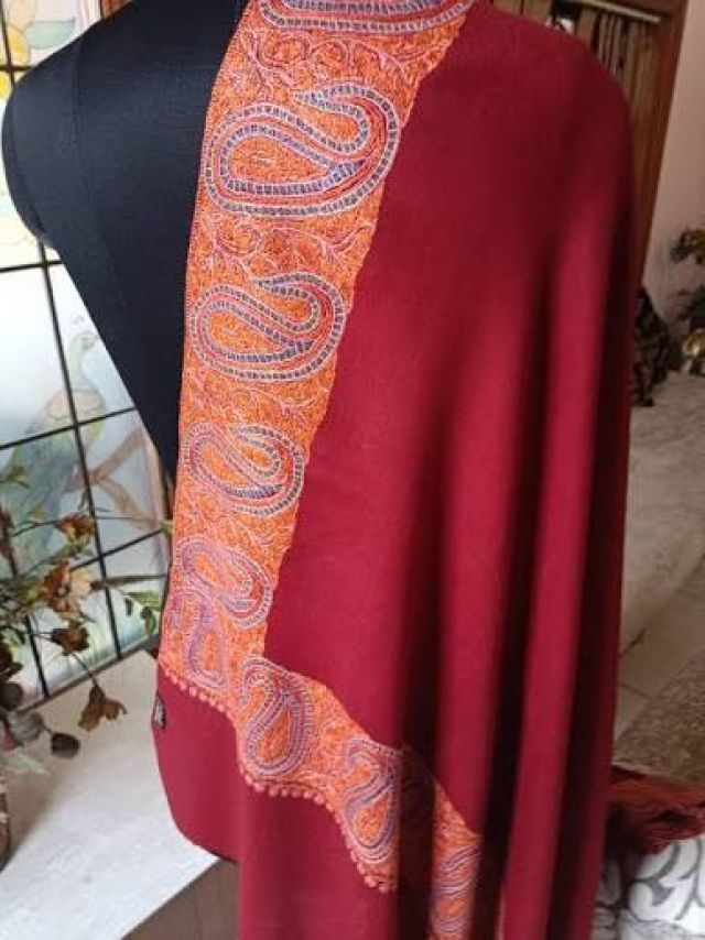 Sozni Shawl
