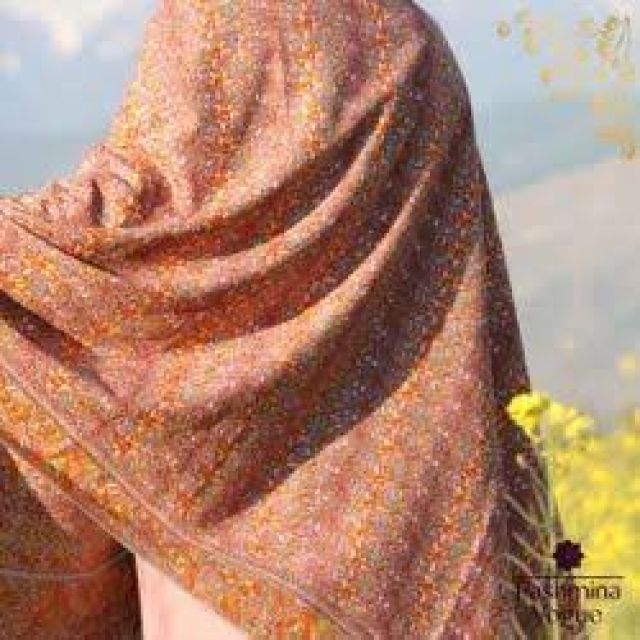 Sozni shawl