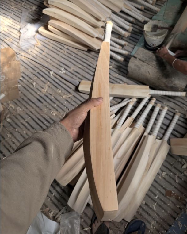 Jehlum Sports – Kashmir Willow Cricket Bat