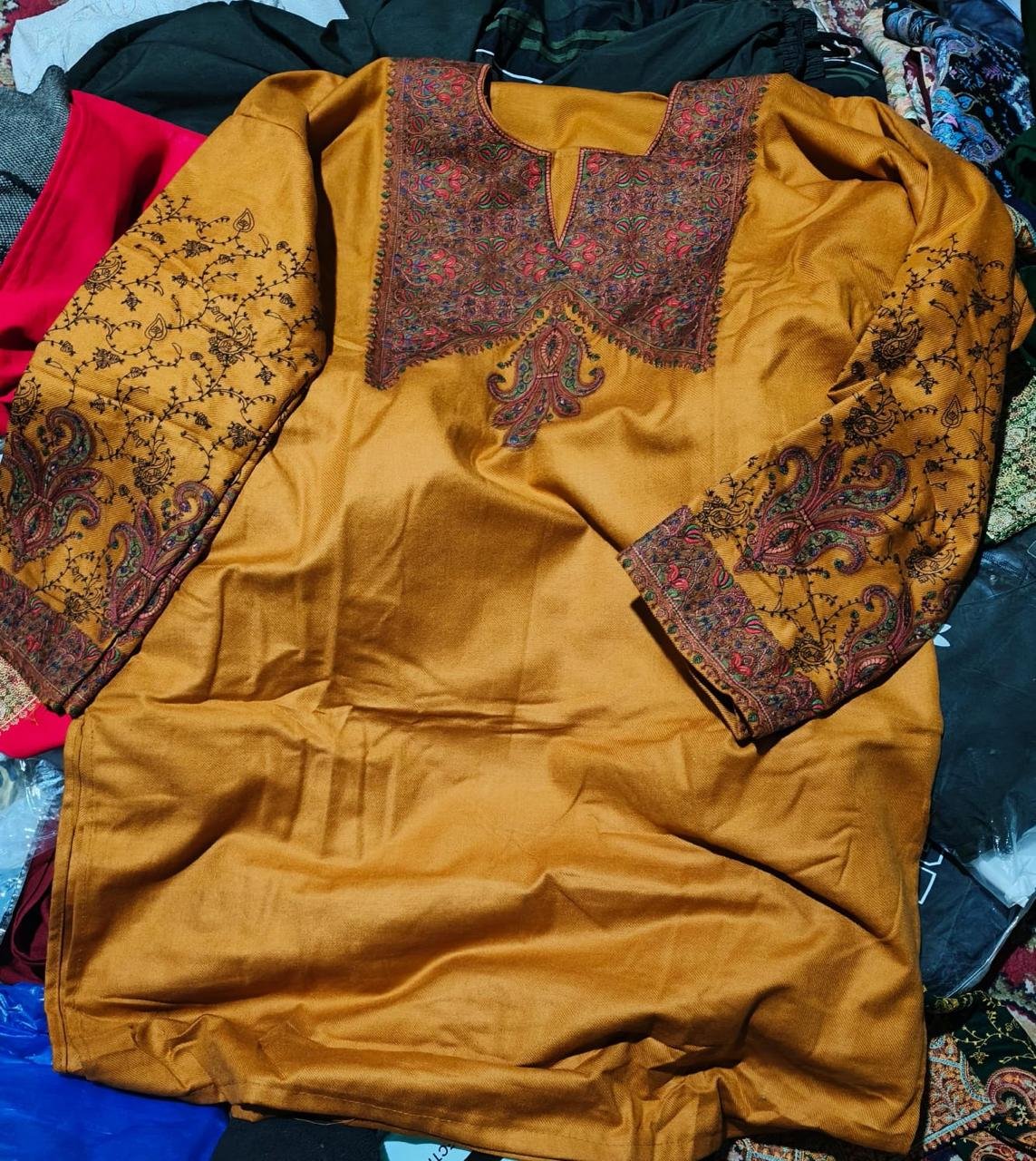 Kashmiri Pheran