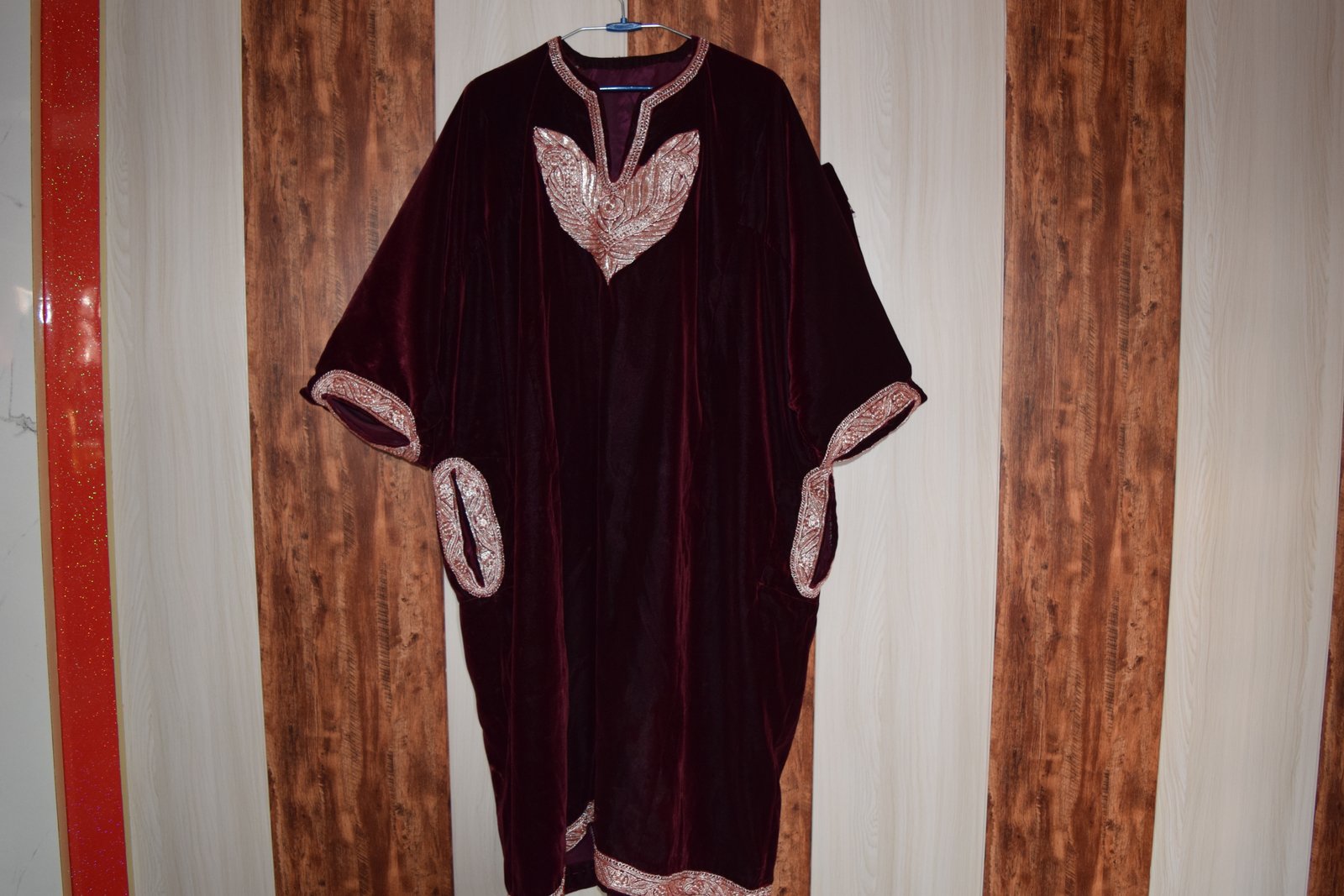 Kashmiri Tilla Pheran
